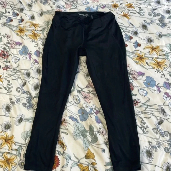 Toad & Co leggings 22 1/2” - Picture 3 of 6